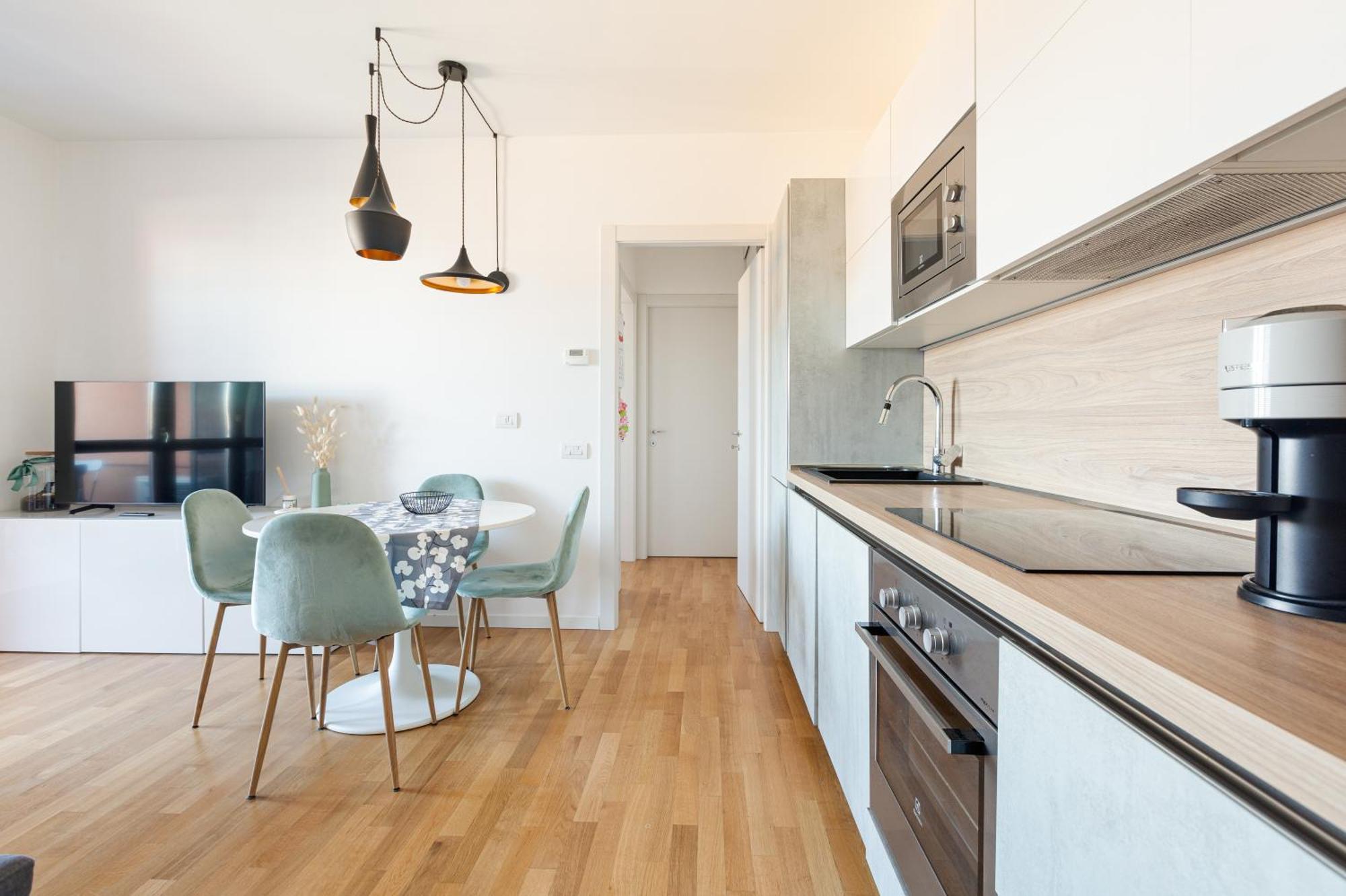 Sweet - With Balcony Apartment Mailand
